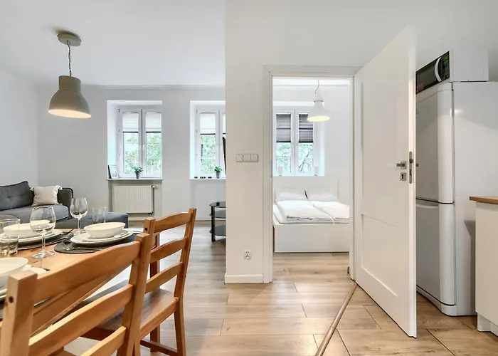 Platinium Starowiejska I *